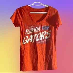 Florida Gators T-Shirt. Size Medium. Women’s Vneck
